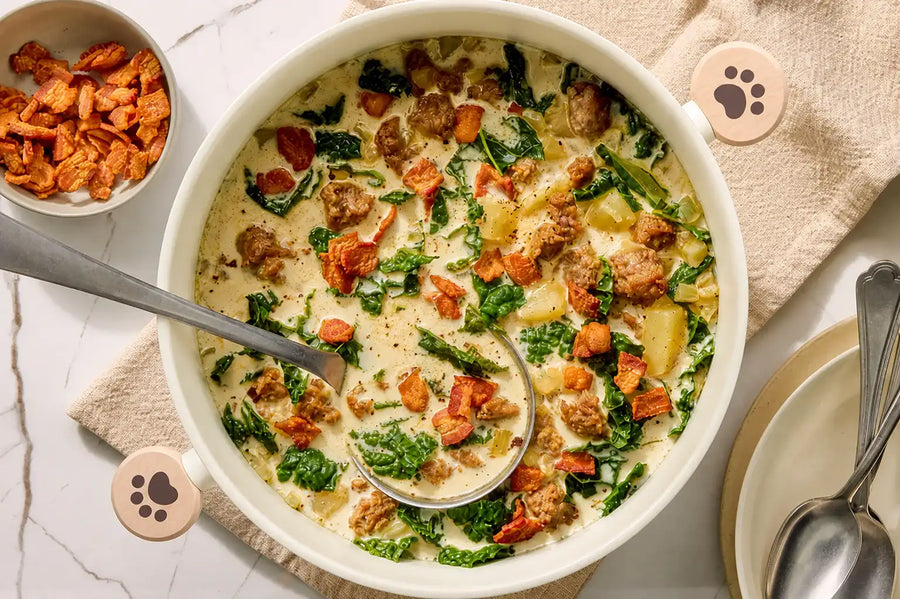 Zuppa Toscana: Creamy Sausage, Potato, and Kale Soup