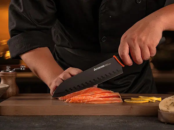15 Pcs Kitchen Knife Set with Built-in Sharpener